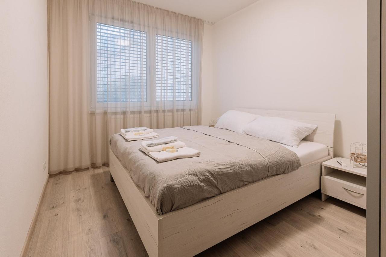 Appartamento Skau Dunajska 58A Apt3 Bratislava Esterno foto