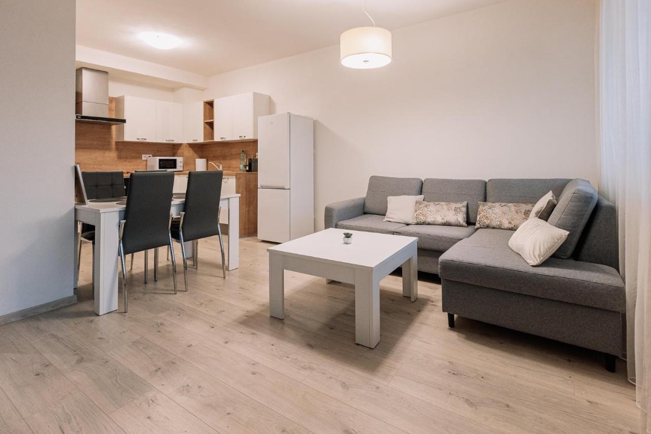 Appartamento Skau Dunajska 58A Apt3 Bratislava Esterno foto