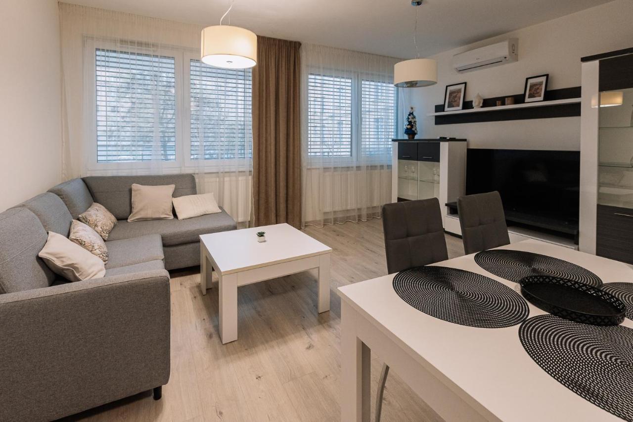 Appartamento Skau Dunajska 58A Apt3 Bratislava Esterno foto